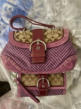 Coach Vintage 9748 Soho Signature C & Purple Tweed Tote W/ Matching Wristlet